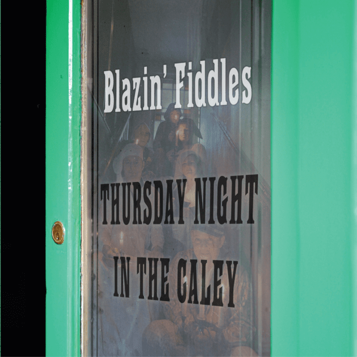 Blazin' Fiddles  - Thursday Night In The Caley