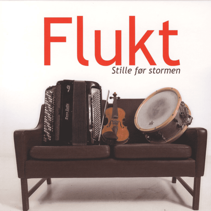 Flukt - Stille Før Stormen